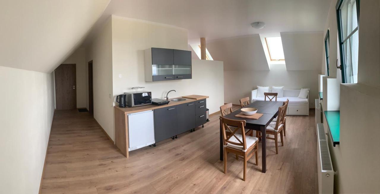 Kozakov Apartmany - Druhe Patro Tatobity Ngoại thất bức ảnh